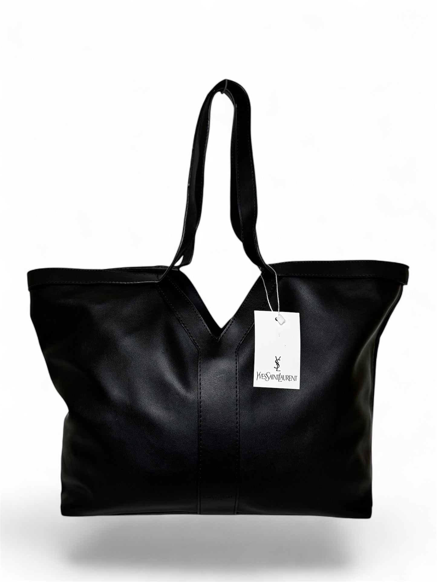Damen Handtasche trendig & elegant in der Farbe Schwarz