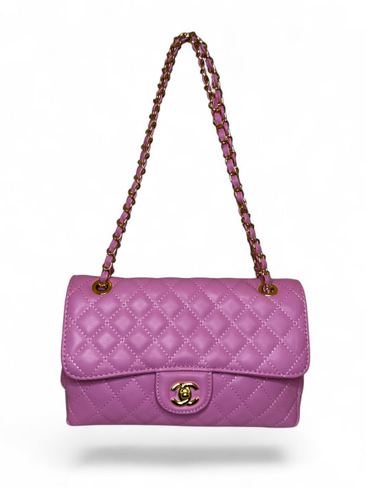 Damen Umhängetasche trendig & elegant in der Farbe Rosa