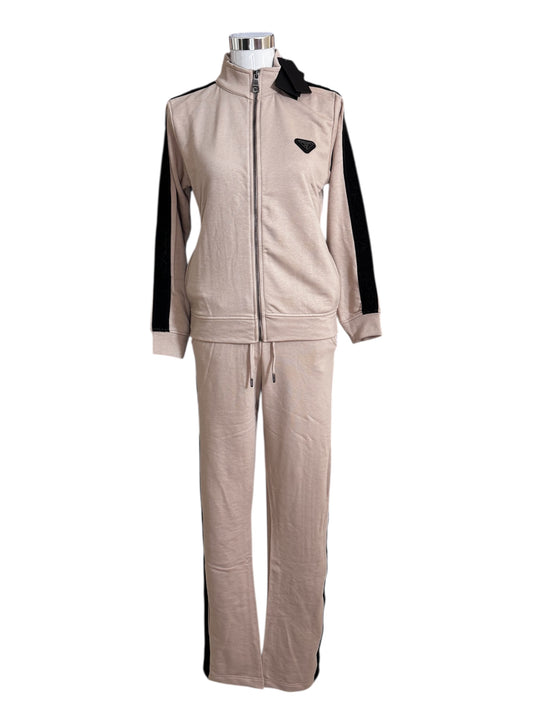 Damen Zweiteiler Set Trendig & Elegant in der Farbe Beige/Schwarz