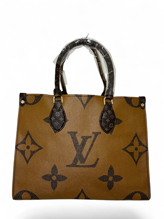 Damen Handtasche trendig & elegant in der Farbe Hellbraun/Braun
