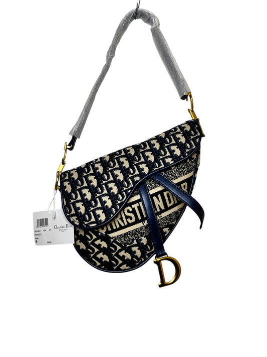 Damen Handtasche trendig & elegant in der Farbe Blau